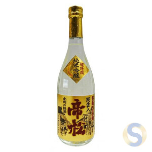 Teisho Junmai Ginjo "Jun" with gold leaf 720ml
