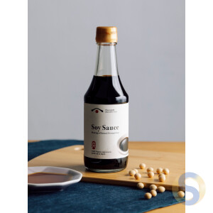 Organic Soy sauce - Naturally fermented by wooden vats